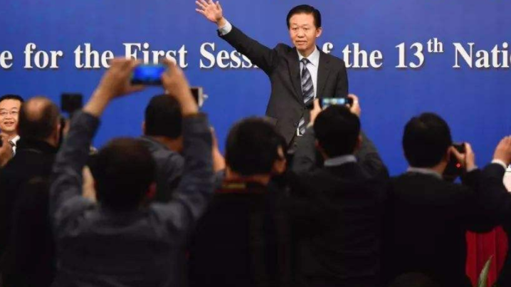 热门：中国皇室第一块怀表:英国王乔治三世赠予清嘉庆帝